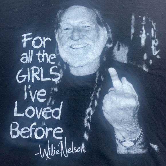 Willie Nelson Graphic T-Shirt - Picture 2 of 7